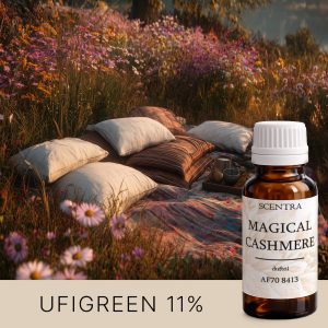 Picknickdecke zwischen Blumen und Bäumen im Morgenlicht.