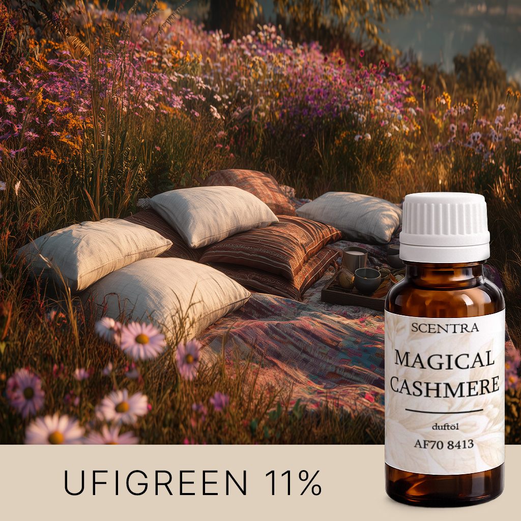 Picknickdecke zwischen Blumen und Bäumen im Morgenlicht.