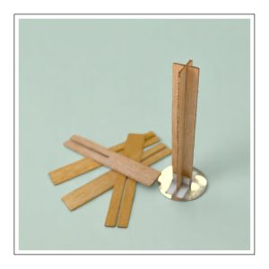 Kreuzförmiger Holzknoten 10 × 60 mm