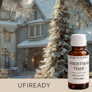 Vorbereitung auf das Weihnachtsfest, umgeben von Dekorationen und Weihnachtsschmuck.